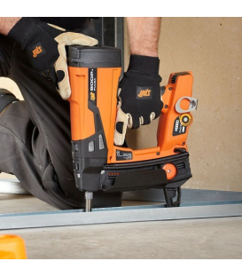 Работа монтажным пистолетом SPIT PULSA 800P+